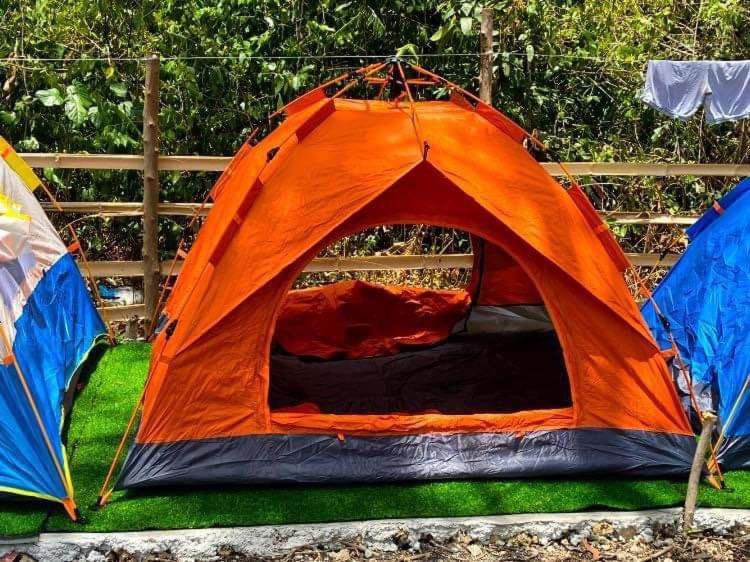 Campsarap Hostel & Resort Valencia  エクステリア 写真
