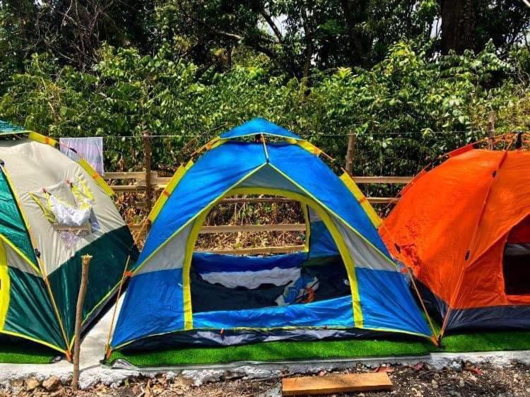 Campsarap Hostel & Resort Valencia  エクステリア 写真