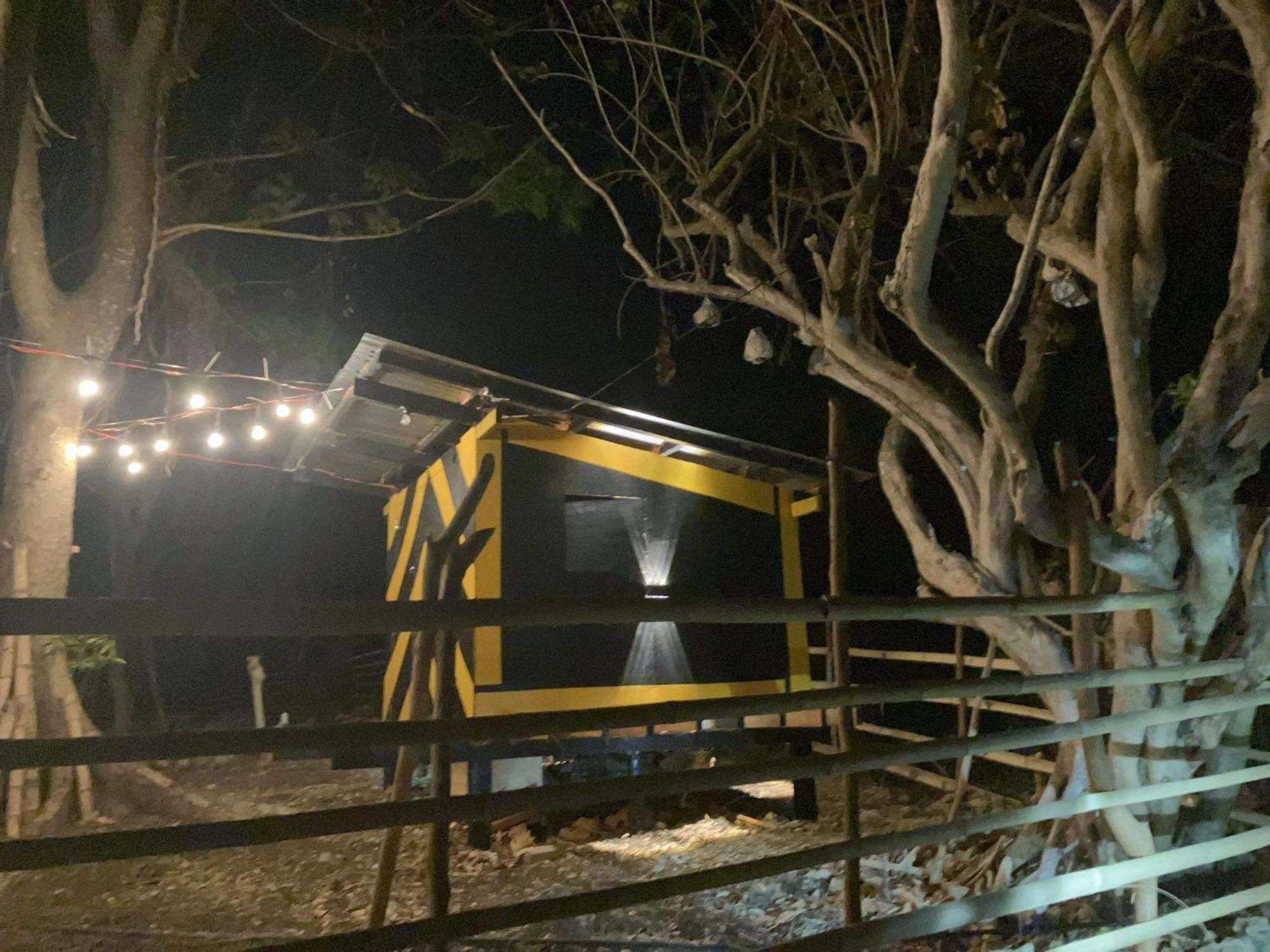 Campsarap Hostel & Resort Valencia  エクステリア 写真